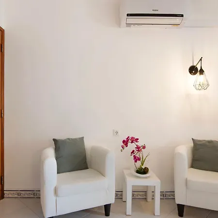 Apartamento 1 Bela Vista Αλμπουφέιρα